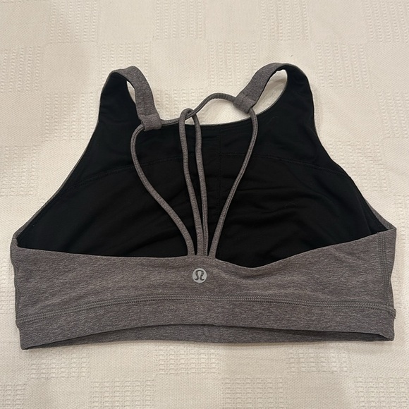 lululemon Size 4 Grey Free To Be Bra High Neck - Picture 2 of 2